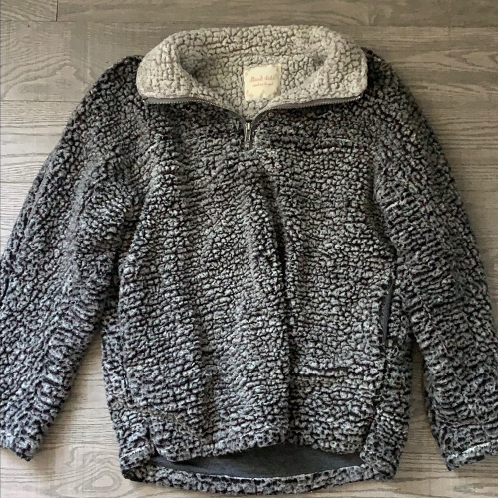 Fuzzy Zip up